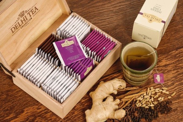 CAJA DE MADERA DELHI TEA x 60 uni DROGUERIA ARGENTINA