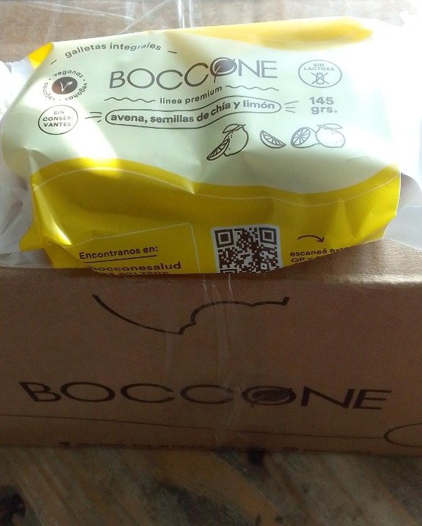 CAJA CERRADA x 45 unidades Galletitas Integrales CHIA y LIMON x 145gr BOCCONE